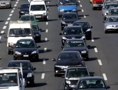 Πρόστιμα, αφαίρεση πινακίδων και άδεια κυκλοφορίας για 6 μήνες και φυλάκιση περιμένουν όσους δεν ασφάλισαν τα ΙΧ τους